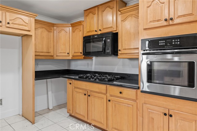 Detail Gallery Image 14 of 35 For 12040 Kristen Ct, Moreno Valley,  CA 92557 - 3 Beds | 2 Baths