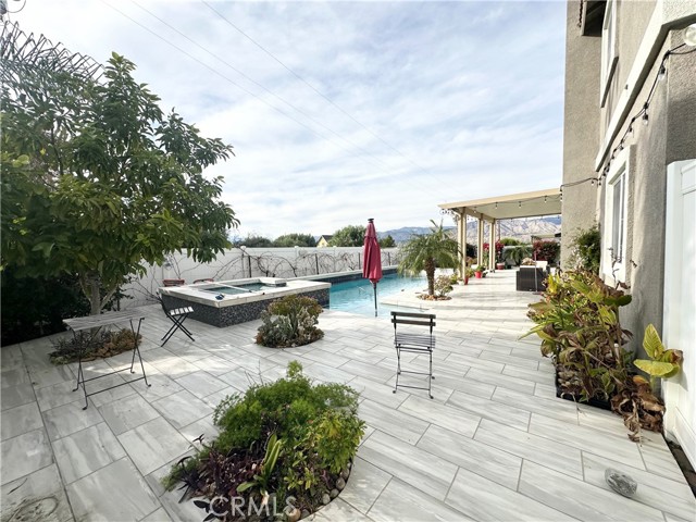 1539 Carmel Court, Redlands CA: https://media.crmls.org/medias/a071ab0d-e8d2-4bd3-b96c-1fbc141c587e.jpg