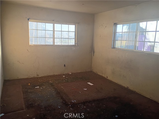 Detail Gallery Image 13 of 29 For 23983 E Central, San Bernardino,  CA 92408 - 3 Beds | 1 Baths