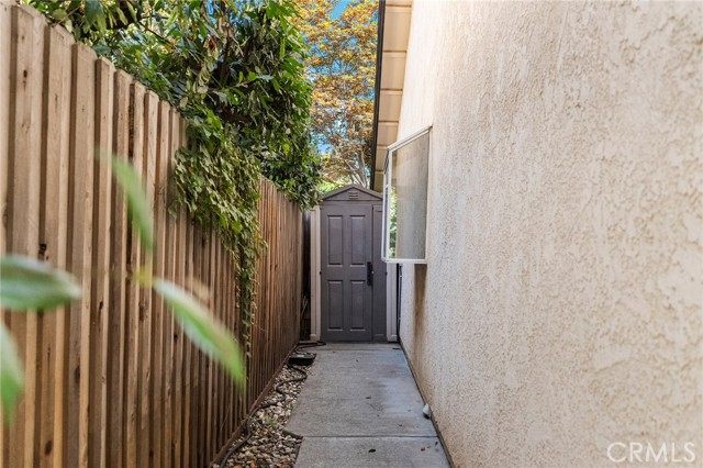 12 Smith Brothers Court, Chico CA: https://media.crmls.org/medias/a072b55d-db21-4ace-bc19-29047495da1e.jpg