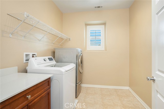 Detail Gallery Image 46 of 52 For 20530 Cheryl Ln, Saugus,  CA 91350 - 5 Beds | 4 Baths