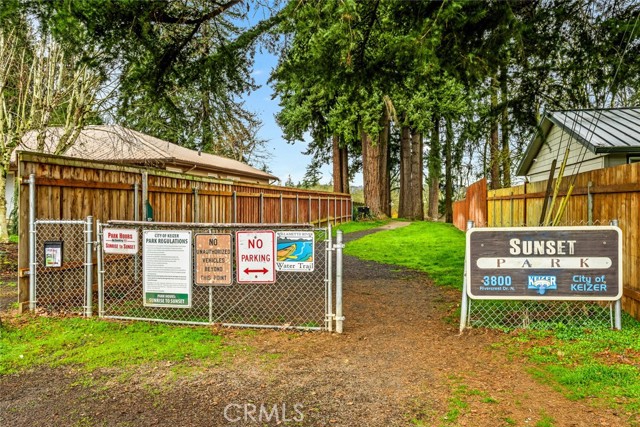 Detail Gallery Image 39 of 65 For 3925 Rivercrest Dr, –,  OR 97303 - 3 Beds | 3 Baths