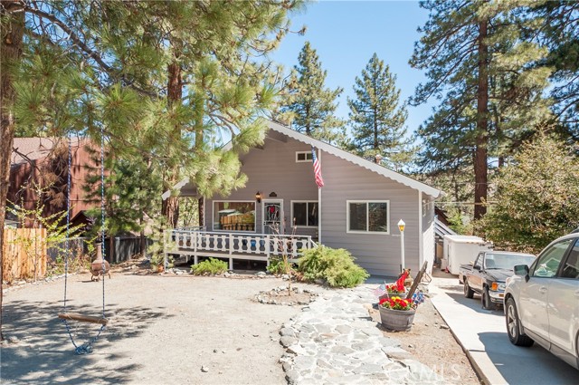 5345 Lone Pine Canyon Rd, Wrightwood, CA 92397