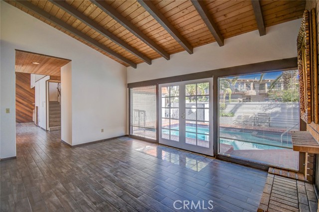 Detail Gallery Image 12 of 25 For 751 Bolsana, Laguna Beach,  CA 92651 - 4 Beds | 3/1 Baths