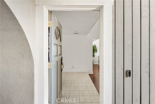 Detail Gallery Image 5 of 32 For 4812 Granada Dr, Yorba Linda,  CA 92886 - 4 Beds | 2/1 Baths