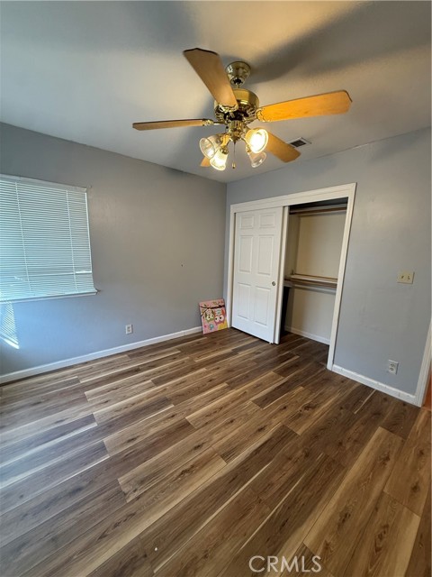 Detail Gallery Image 6 of 8 For 2104 Watson St, Bakersfield,  CA 93308 - 3 Beds | 2 Baths