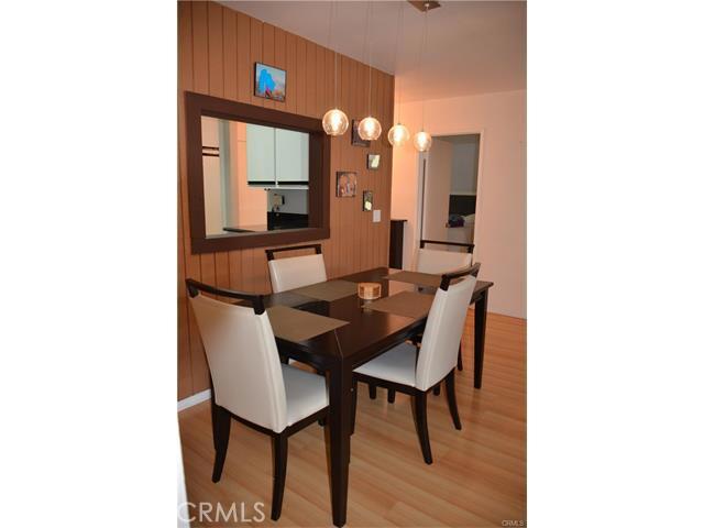 4832 Hollow Corner Road, Culver City CA: https://media.crmls.org/medias/a0743c42-1d37-49fe-9918-12a0882f495d.jpg