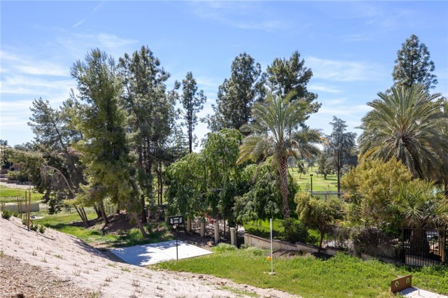 5808 Levanto Street, Bakersfield CA: https://media.crmls.org/medias/a0747522-97c2-478d-85a7-4582bcd75fab.jpg