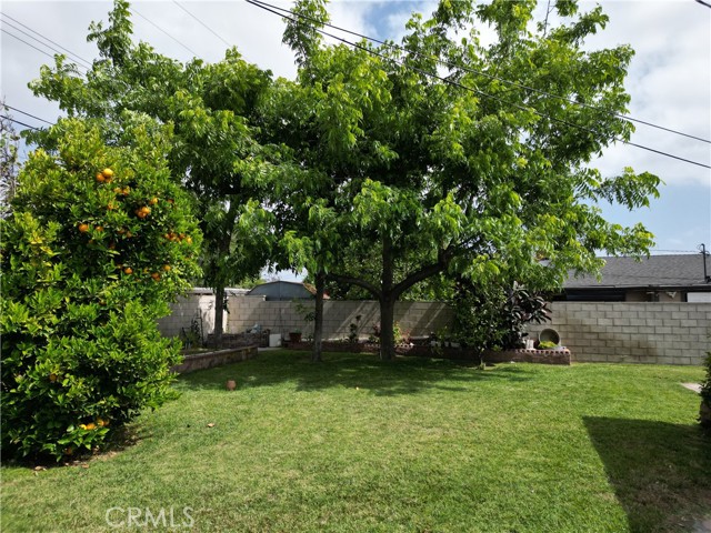 Image 17 of 25 For 14711 Riata Street
