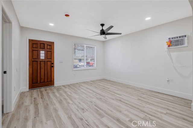 Detail Gallery Image 7 of 31 For 12423 407 Ave, Cutler,  CA 93615 - 2 Beds | 1 Baths