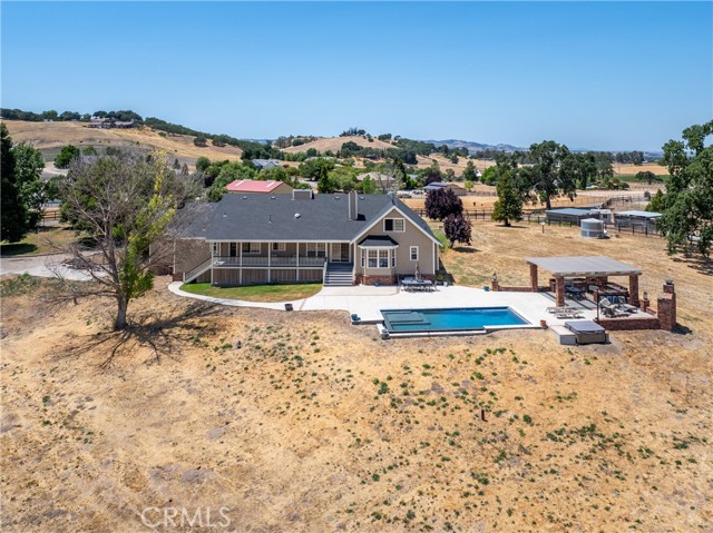26 Deer View Lane, Templeton CA: https://media.crmls.org/medias/a0763fca-33c7-4ad7-88b7-f2629653e419.jpg