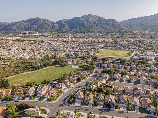 45077 Corte Bravo, Temecula CA: https://media.crmls.org/medias/a0768875-577b-4270-9d23-102f823dabc7.jpg