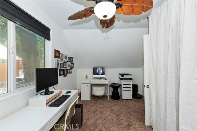 22989 Pine Lane, Crestline CA: https://media.crmls.org/medias/a07702f4-35cf-4125-9c73-eb94d5d97bf4.jpg