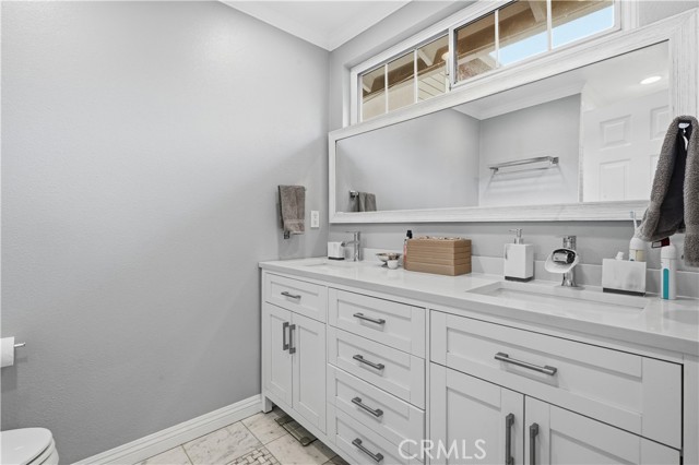 Detail Gallery Image 17 of 30 For 19833 Blythe, Winnetka,  CA 91306 - 3 Beds | 2 Baths