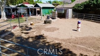 https://media.crmls.org/medias/a0777fb5-f62e-455c-8e62-8c38ca8a197d.jpg?preset=X-Large