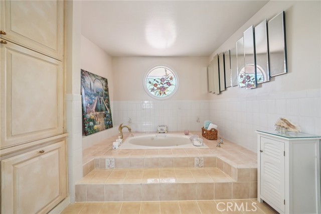 29368 Big Range Road, Canyon Lake CA: https://media.crmls.org/medias/a078326a-9803-4a8a-8486-e2956d76b9fb.jpg