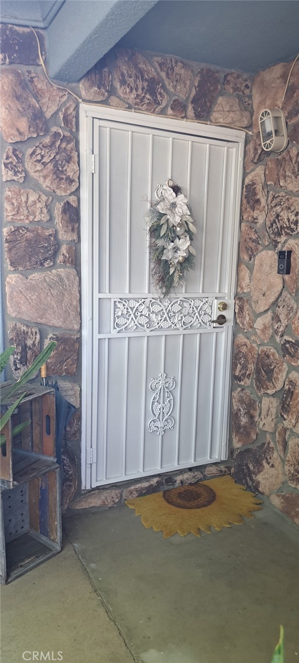 858 Sequoia Street, San Bernardino CA: https://media.crmls.org/medias/a078d392-49b0-4f6f-99d9-445a53562cd5.jpg