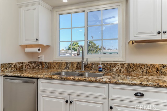 Detail Gallery Image 12 of 55 For 12031 Morrie Ln, Garden Grove,  CA 92840 - 3 Beds | 2 Baths