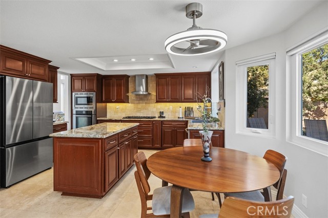 Detail Gallery Image 12 of 25 For 27931 Catalonia Ct, Mission Viejo,  CA 92692 - 4 Beds | 2/1 Baths