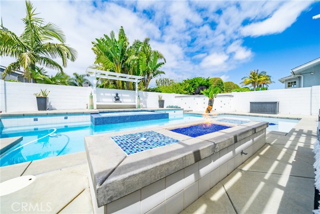 Detail Gallery Image 50 of 61 For 20191 Imperial Cove Ln, Huntington Beach,  CA 92646 - 3 Beds | 3 Baths