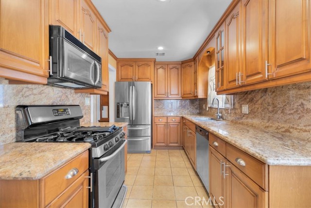 Detail Gallery Image 12 of 20 For 5943 Gardenia Ave, Long Beach,  CA 90805 - 2 Beds | 1 Baths
