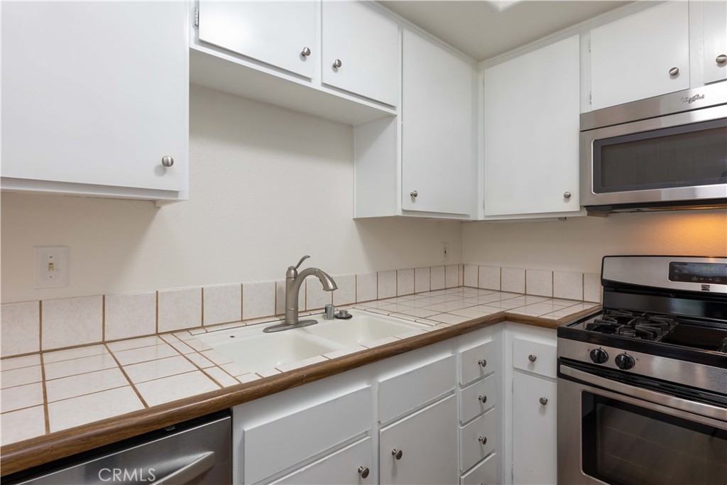 MLS #PW25263760 image #10