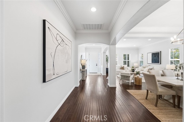 Detail Gallery Image 4 of 68 For 34036 Galleron, Temecula,  CA 92592 - 4 Beds | 2/1 Baths