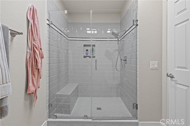 22255 1/4 Erwin Street, Woodland Hills CA: https://media.crmls.org/medias/a07ca3bd-c3df-49cf-a8e5-b52ad234796f.jpg
