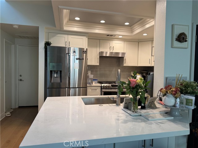 Detail Gallery Image 9 of 13 For 9 Rue Brittany, Lake Forest,  CA 92610 - 3 Beds | 2/1 Baths