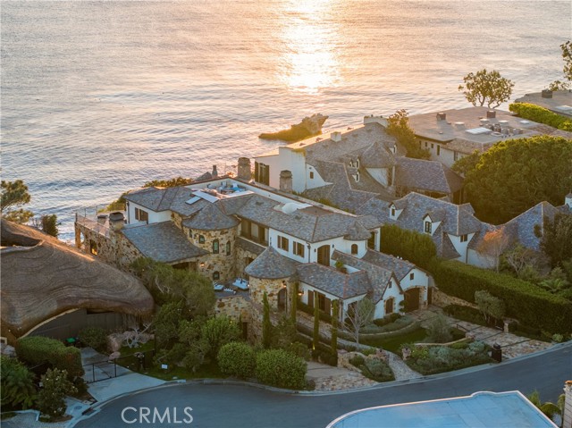 Detail Gallery Image 43 of 46 For 177 Shorecliff Rd, Corona Del Mar,  CA 92625 - 5 Beds | 5/5 Baths