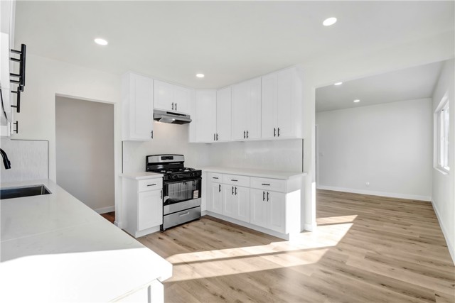 Detail Gallery Image 4 of 16 For 1070 La Casa, La Habra,  CA 90631 - 2 Beds | 1 Baths