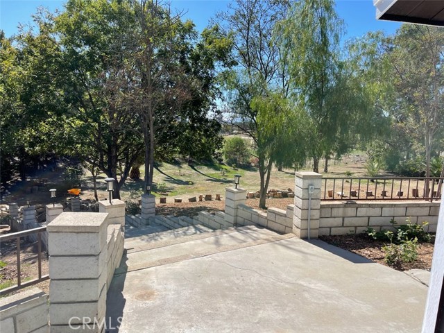 Detail Gallery Image 2 of 21 For 36005 Glenoaks Rd, Temecula,  CA 92592 - 3 Beds | 3/1 Baths