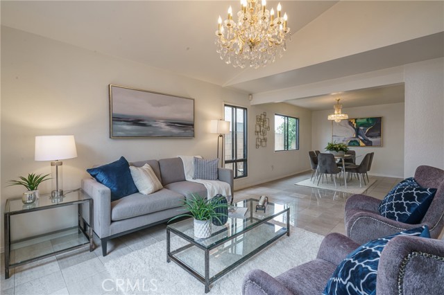 Detail Gallery Image 13 of 42 For 17022 Condon Ave, Lawndale,  CA 90260 - 4 Beds | 2/1 Baths