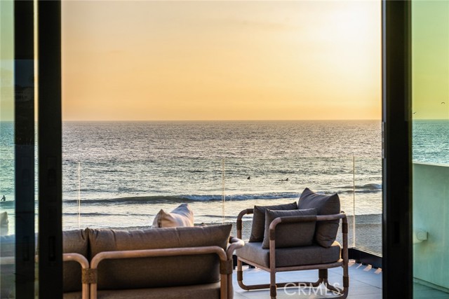 Detail Gallery Image 23 of 30 For 5007 Seashore, Newport Beach,  CA 92663 - 3 Beds | 2/2 Baths