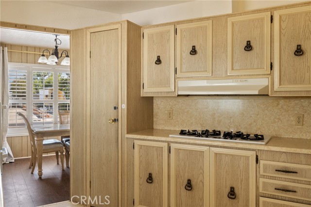 Detail Gallery Image 7 of 20 For 1275 W Johnston Ave, Hemet,  CA 92543 - 2 Beds | 2 Baths