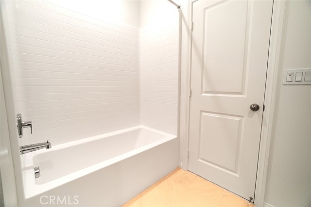 Detail Gallery Image 27 of 33 For 2430 Agave St #4,  Anaheim,  CA 92806 - 2 Beds | 2/1 Baths