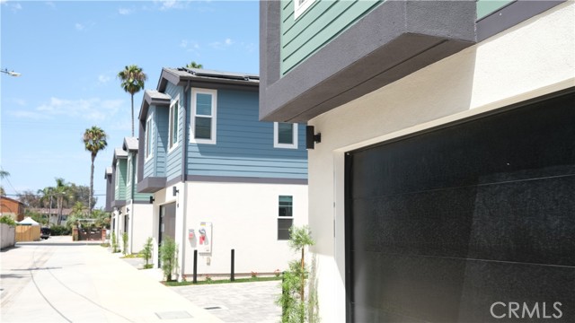 4 Bed Home for Sale in Costa Mesa, California