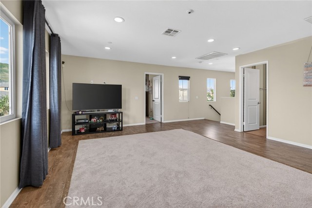 Detail Gallery Image 17 of 58 For 12560 Beryl, Jurupa Valley,  CA 92509 - 4 Beds | 3/1 Baths