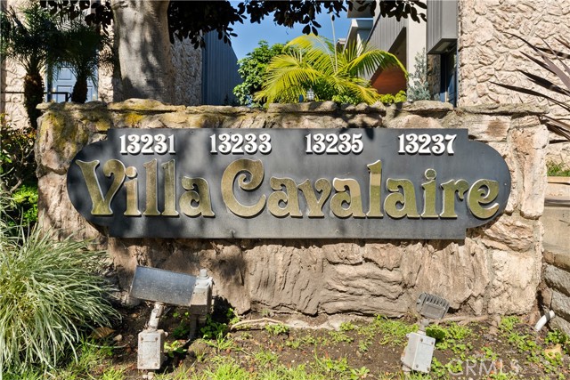 Detail Gallery Image 33 of 40 For 13231 Fiji Way #H,  Marina Del Rey,  CA 90292 - 3 Beds | 2/1 Baths