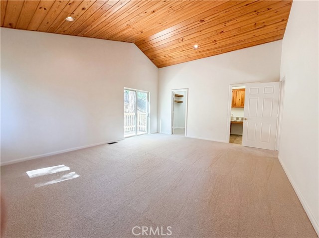 Detail Gallery Image 11 of 19 For 120 Zermat, Crestline,  CA 92325 - 3 Beds | 2 Baths