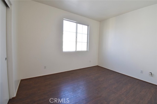 1120 N Solano Privado, Ontario CA: https://media.crmls.org/medias/a08753a4-e486-4b6c-b3ab-8c06825e7575.jpg