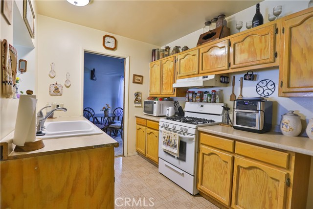 Detail Gallery Image 14 of 40 For 2935 Gayridge St, Pomona,  CA 91767 - 3 Beds | 2 Baths