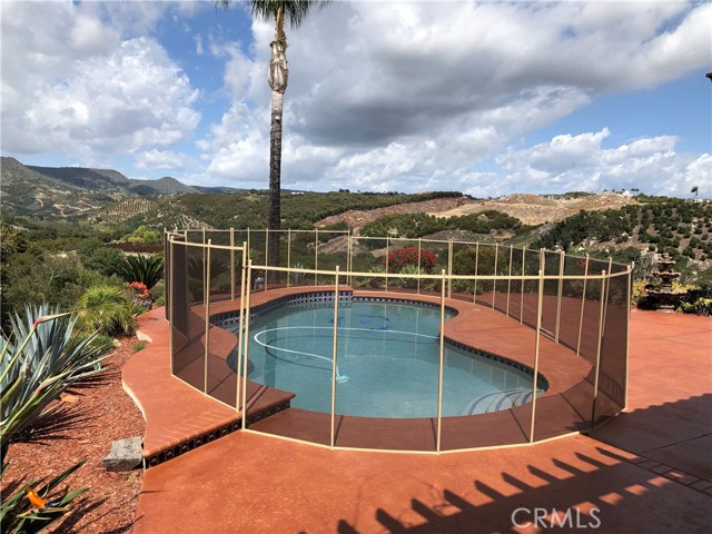 23192 De Anza Road, Temecula CA: https://media.crmls.org/medias/a087c1d0-06af-4e7c-be9a-b68adeaaa53b.jpg