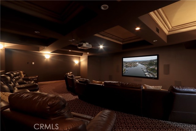 23180 Gray Fox Drive, Canyon Lake CA: https://media.crmls.org/medias/a0887dfc-28e9-4e38-9a48-95372551c618.jpg