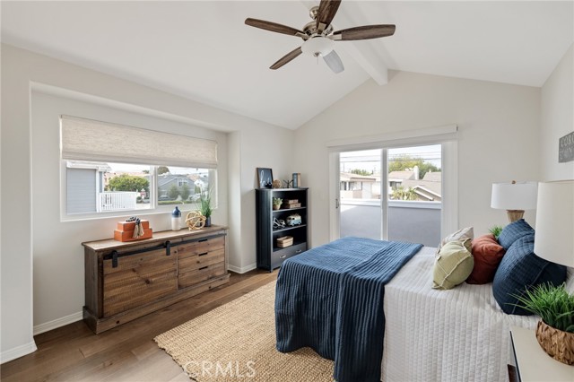Detail Gallery Image 18 of 25 For 2106 Nelson Ave a,  Redondo Beach,  CA 90278 - 4 Beds | 2/1 Baths