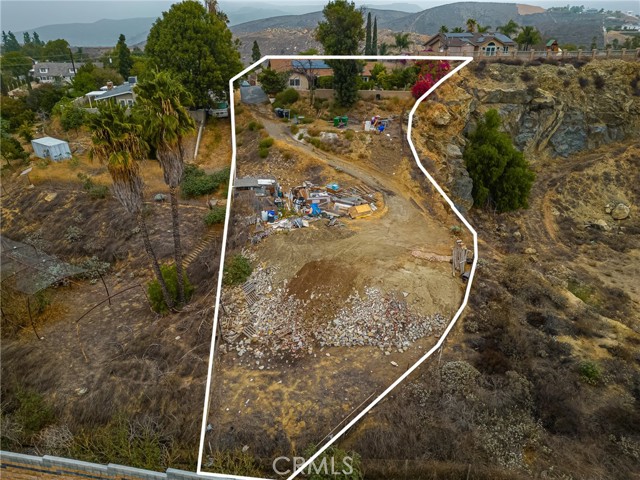 Detail Gallery Image 3 of 39 For 7233 Bel Air St, Corona,  CA 92881 - 3 Beds | 2 Baths