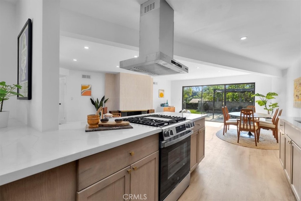 MLS #SB25148875 img 12