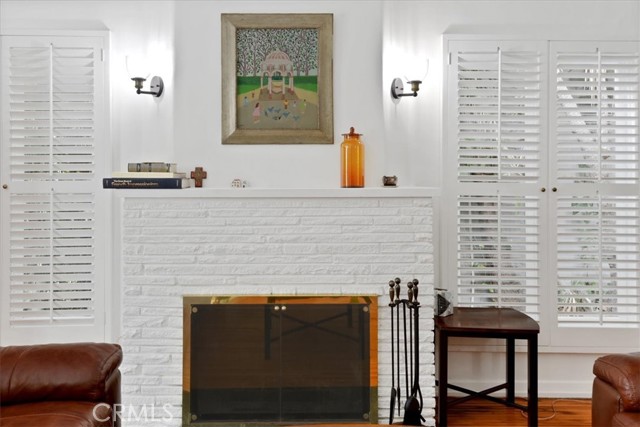 4221 Hazel Kirk Drive, Los Angeles CA: https://media.crmls.org/medias/a08a122e-72f6-4611-bf84-89fbee2298c0.jpg
