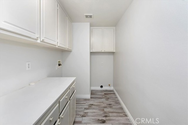 8433 Lindenhurst Street, Riverside CA: https://media.crmls.org/medias/a08a1c18-542e-42bd-9ee0-65ba6ba53395.jpg