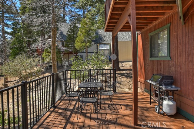 Detail Gallery Image 9 of 47 For 26285 Augusta Dr, Lake Arrowhead,  CA 92352 - 2 Beds | 1/1 Baths